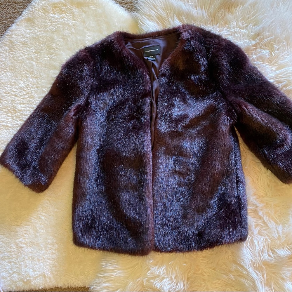 Club Monaco faux fur burgundy jacket - Picture 3 of 12